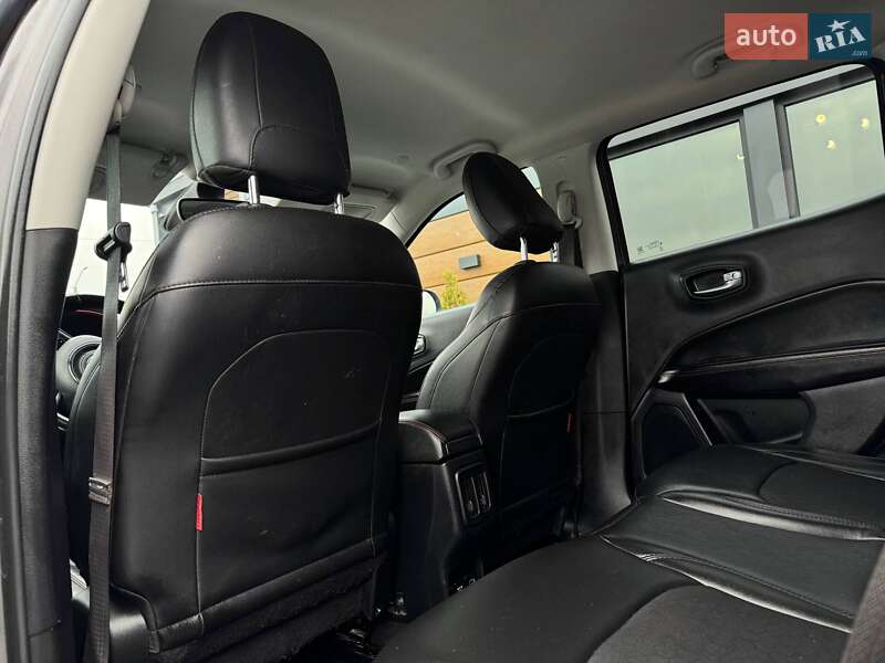 Внедорожник / Кроссовер Jeep Compass 2020 в Ровно