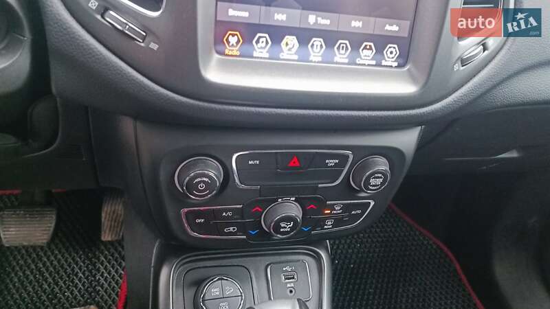 Внедорожник / Кроссовер Jeep Compass 2020 в Харькове