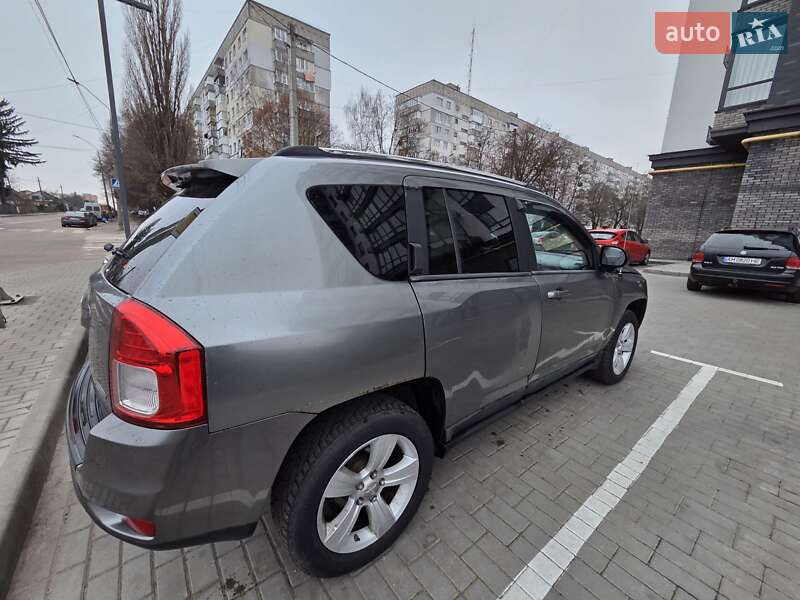 Внедорожник / Кроссовер Jeep Compass 2011 в Житомире