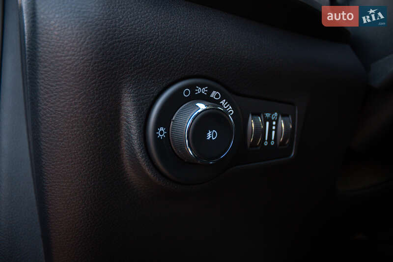 Внедорожник / Кроссовер Jeep Compass 2023 в Киеве фото 29 Внедорожник / Кроссовер Jeep Compass 2023 в Киеве