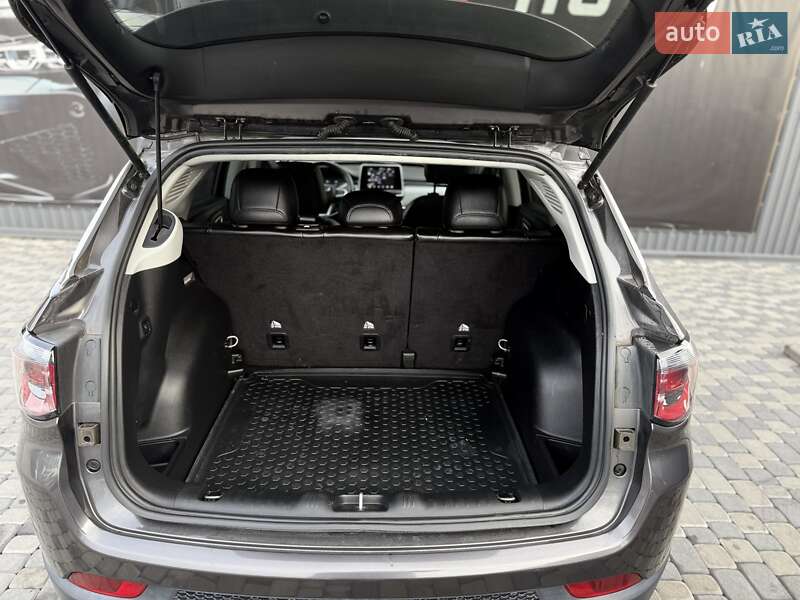 Позашляховик / Кросовер Jeep Compass 2022 в Львові фото 18 Позашляховик / Кросовер Jeep Compass 2022 в Львові