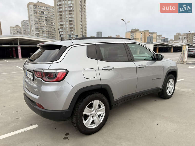 Внедорожник / Кроссовер Jeep Compass 2021 в Киеве