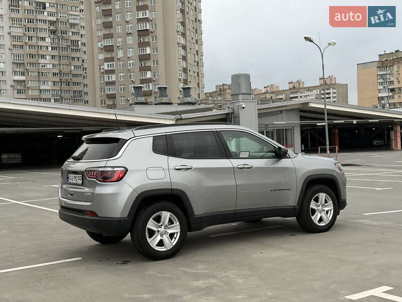 Внедорожник / Кроссовер Jeep Compass 2021 в Киеве