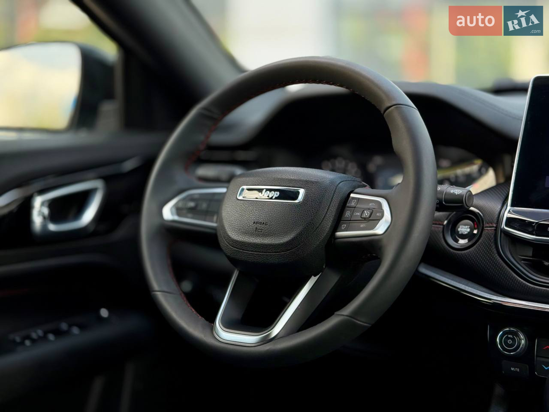 2023 Jeep Compass - мініатюра 12