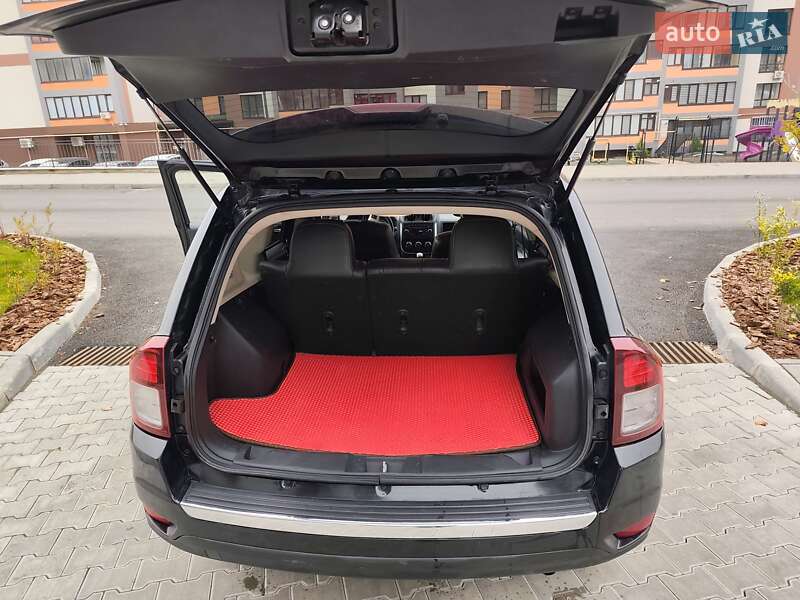 Внедорожник / Кроссовер Jeep Compass 2014 в Тернополе