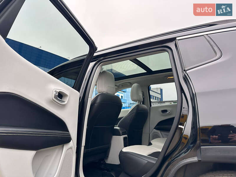 Внедорожник / Кроссовер Jeep Compass 2018 в Хмельницком