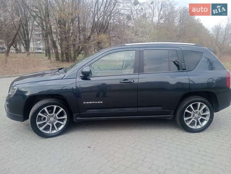 Внедорожник / Кроссовер Jeep Compass 2014 в Дрогобыче