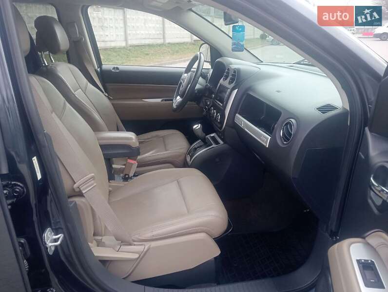 Внедорожник / Кроссовер Jeep Compass 2014 в Дрогобыче