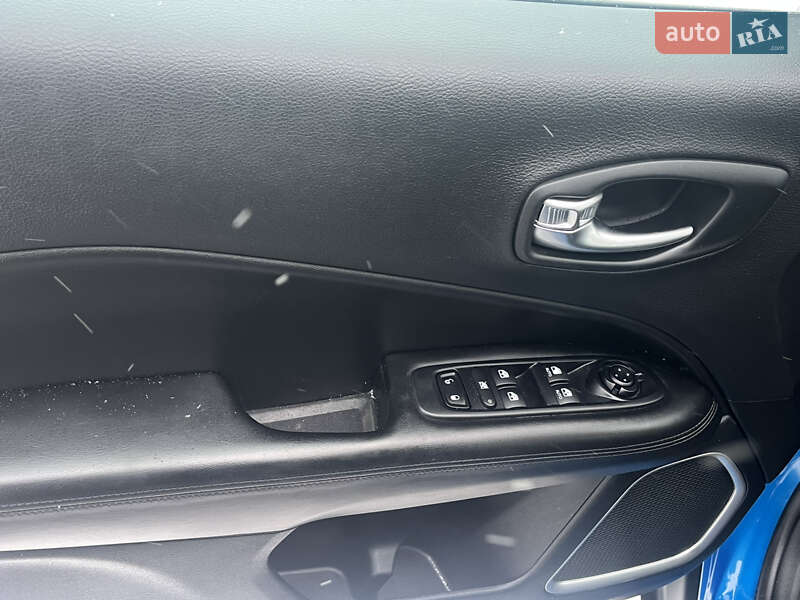 Внедорожник / Кроссовер Jeep Compass 2018 в Броварах