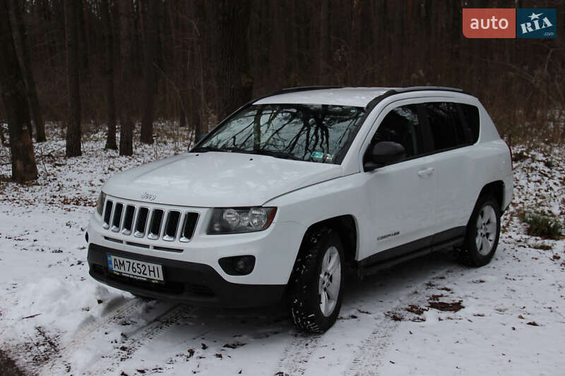 Внедорожник / Кроссовер Jeep Compass 2016 в Киеве
