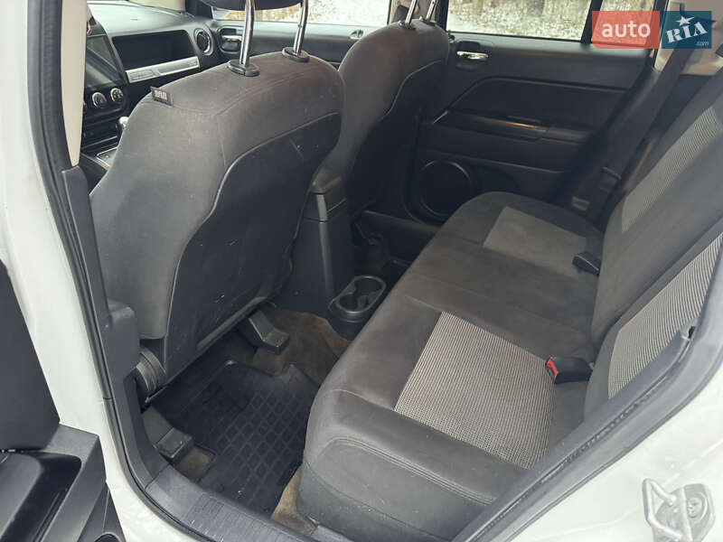 Внедорожник / Кроссовер Jeep Compass 2016 в Киеве