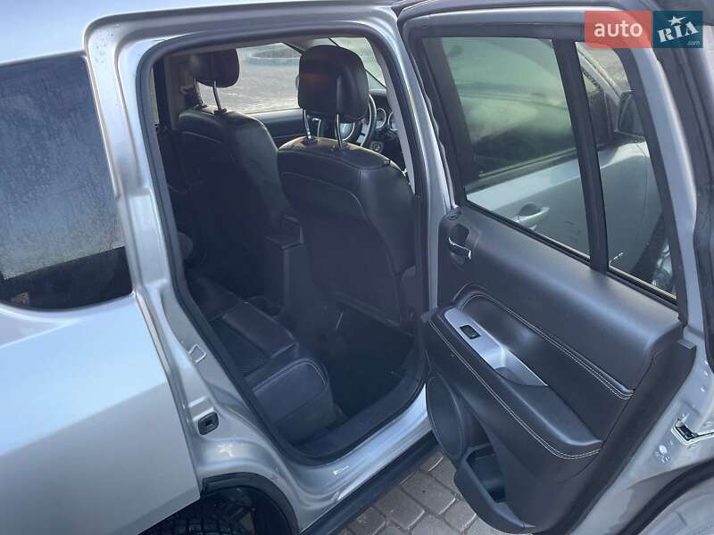Внедорожник / Кроссовер Jeep Compass 2013 в Львове фото 22 Внедорожник / Кроссовер Jeep Compass 2013 в Львове