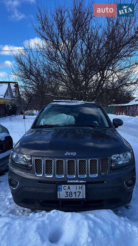2016 Jeep Compass — zdjęcie 1 (autoria)