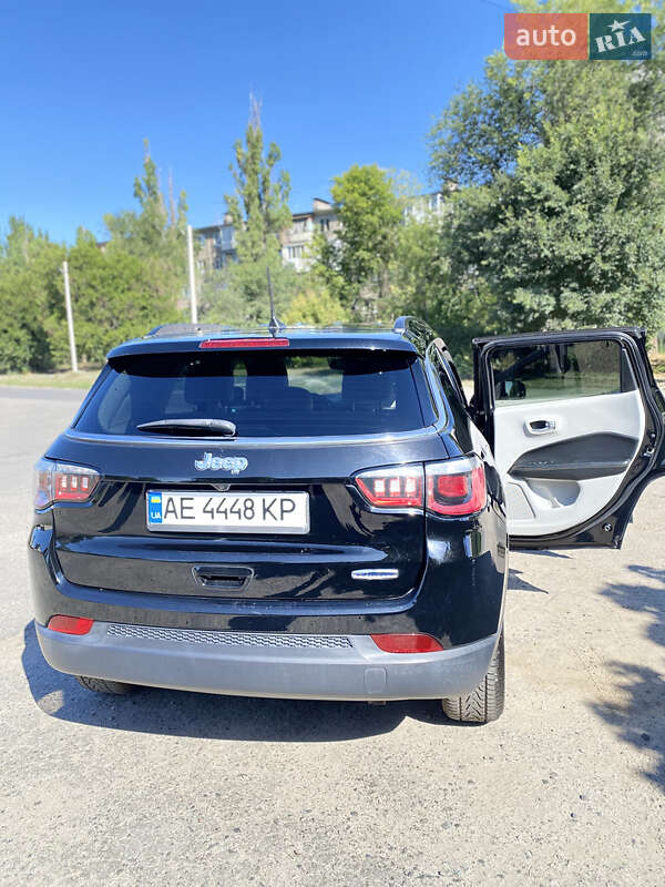 Внедорожник / Кроссовер Jeep Compass 2017 в Новомосковске фото 5 Внедорожник / Кроссовер Jeep Compass 2017 в Новомосковске