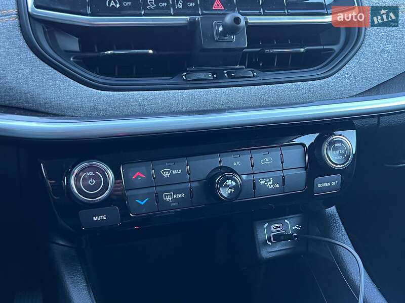 Внедорожник / Кроссовер Jeep Compass 2022 в Киеве