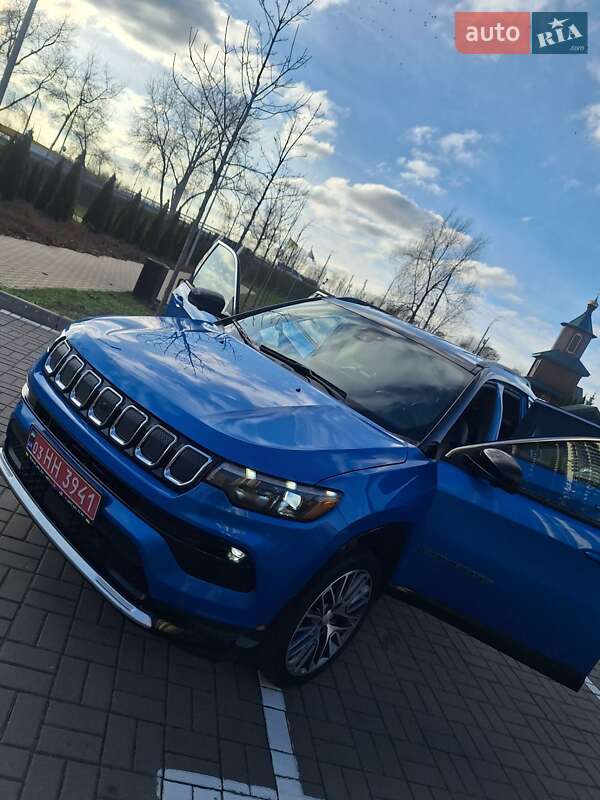 Внедорожник / Кроссовер Jeep Compass 2023 в Киеве фото 3 Внедорожник / Кроссовер Jeep Compass 2023 в Киеве
