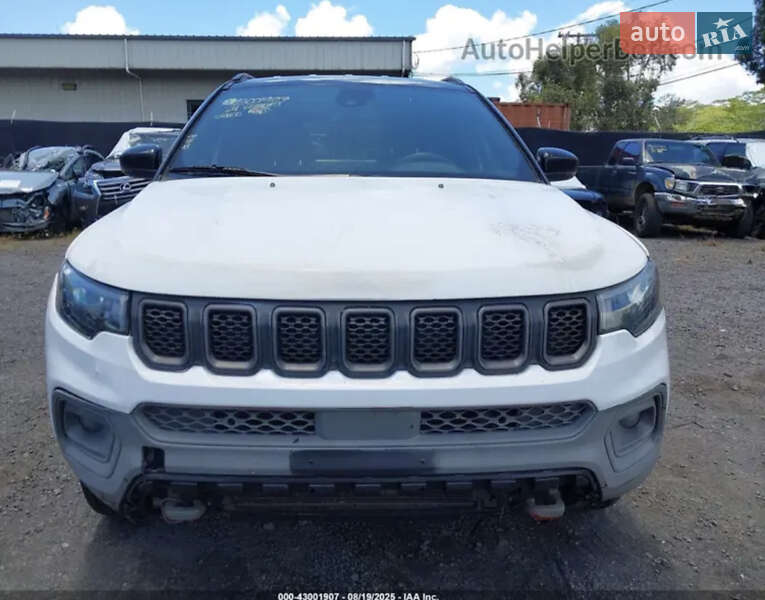 Jeep Compass 2024