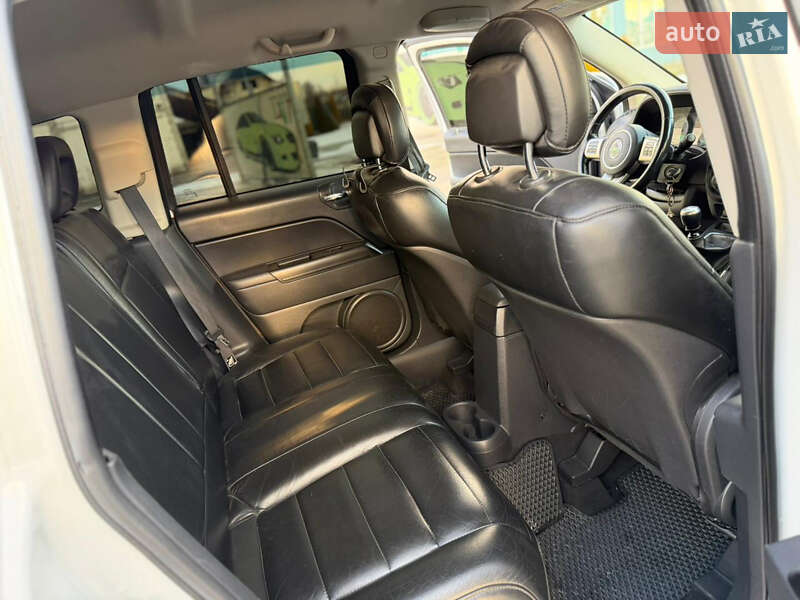 Позашляховик / Кросовер Jeep Compass 2011 в Хусті