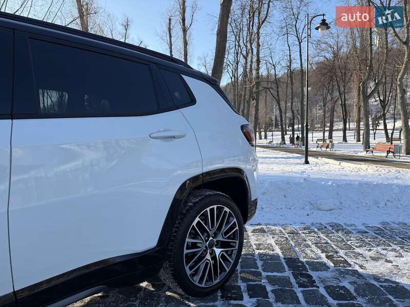 Позашляховик / Кросовер Jeep Compass 2024 в Києві