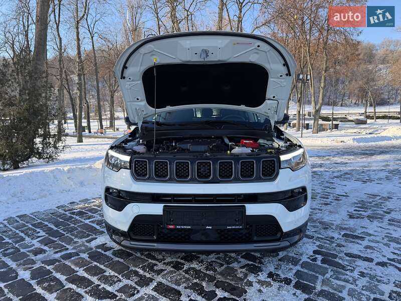 Позашляховик / Кросовер Jeep Compass 2024 в Києві