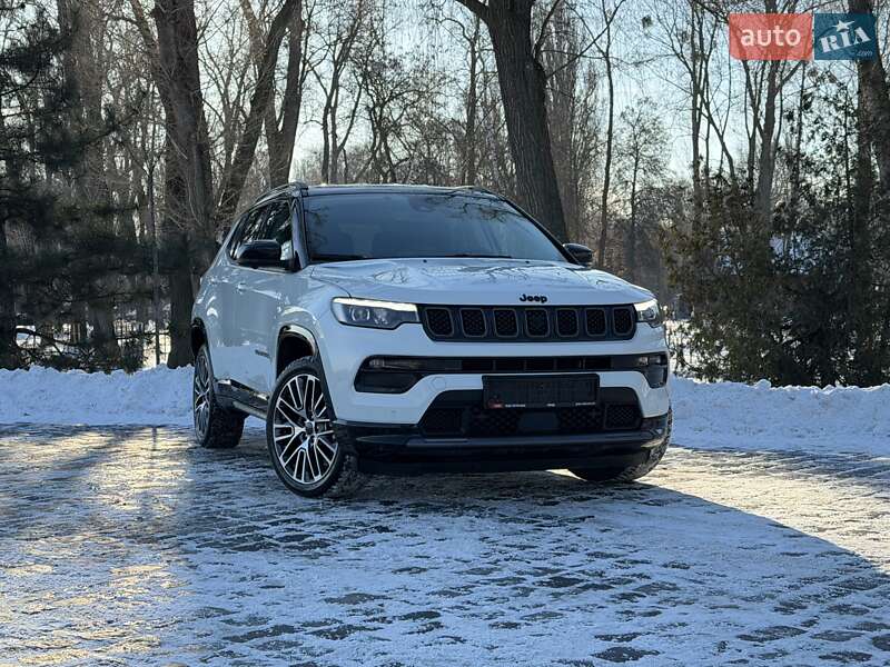Позашляховик / Кросовер Jeep Compass 2024 в Києві