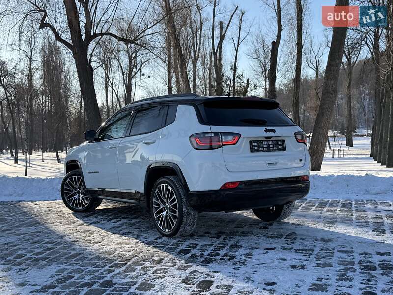 Позашляховик / Кросовер Jeep Compass 2024 в Києві