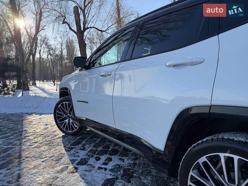 Позашляховик / Кросовер Jeep Compass 2024 в Києві