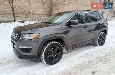 Внедорожник / Кроссовер Jeep Compass 2017 в Киеве