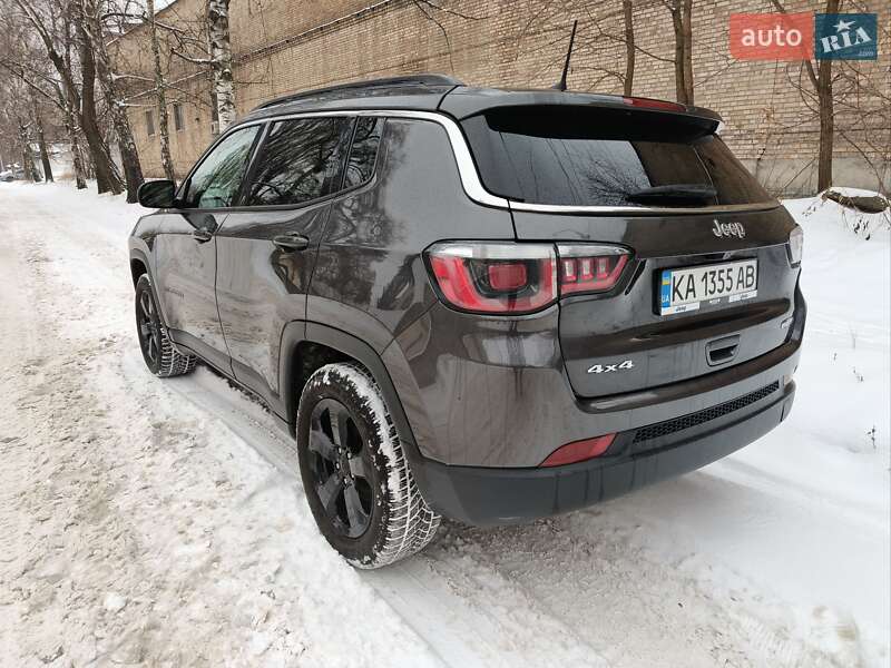 Внедорожник / Кроссовер Jeep Compass 2017 в Киеве