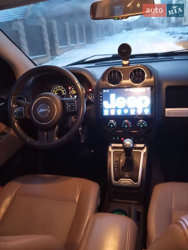 Позашляховик / Кросовер Jeep Compass 2013 в Тлумачі
