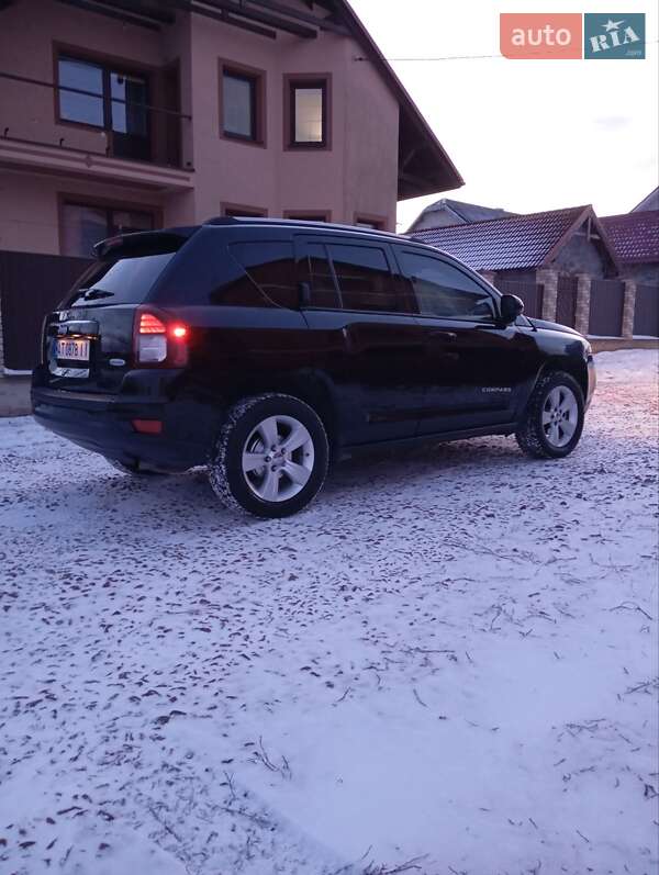 Позашляховик / Кросовер Jeep Compass 2013 в Тлумачі