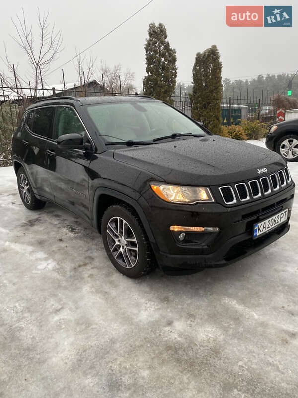 Внедорожник / Кроссовер Jeep Compass 2019 в Киеве