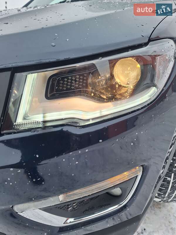 Внедорожник / Кроссовер Jeep Compass 2017 в Киеве фото 8 Внедорожник / Кроссовер Jeep Compass 2017 в Киеве