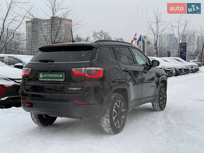 Внедорожник / Кроссовер Jeep Compass 2020 в Киеве