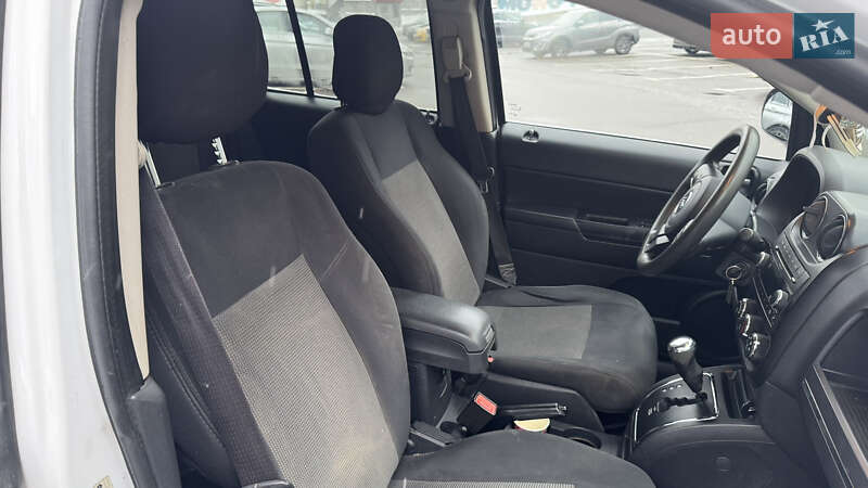 Внедорожник / Кроссовер Jeep Compass 2011 в Киеве