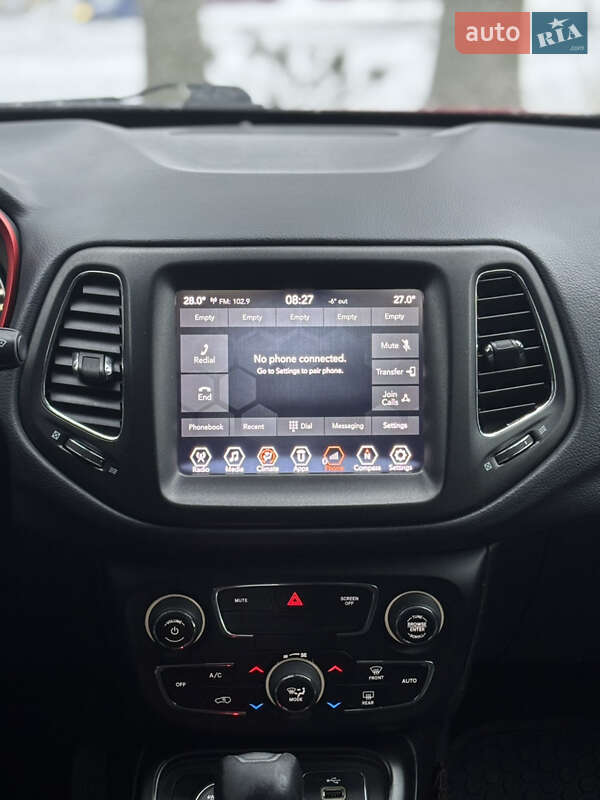 Внедорожник / Кроссовер Jeep Compass 2018 в Ромнах