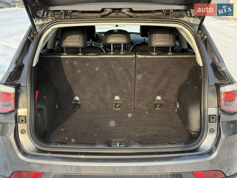 Внедорожник / Кроссовер Jeep Compass 2020 в Киеве