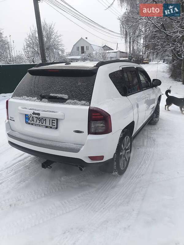 Внедорожник / Кроссовер Jeep Compass 2016 в Киеве