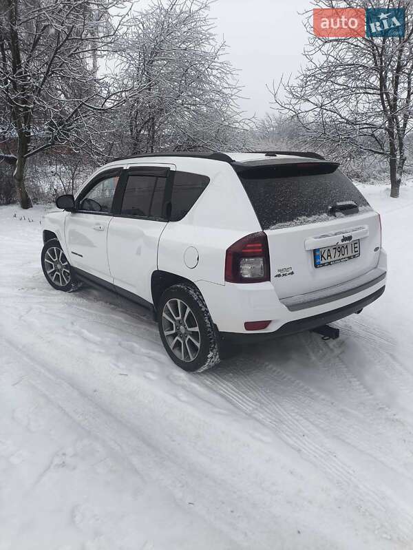 Внедорожник / Кроссовер Jeep Compass 2016 в Киеве