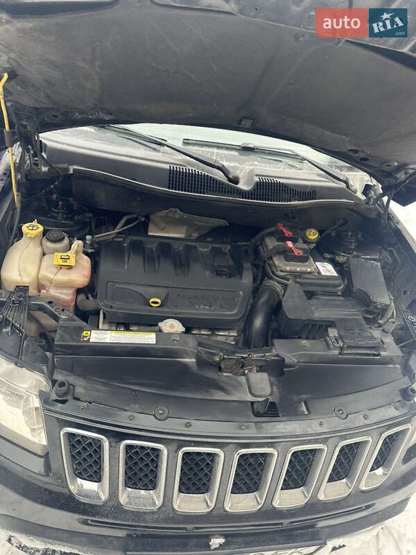 Внедорожник / Кроссовер Jeep Compass 2011 в Ивано-Франковске