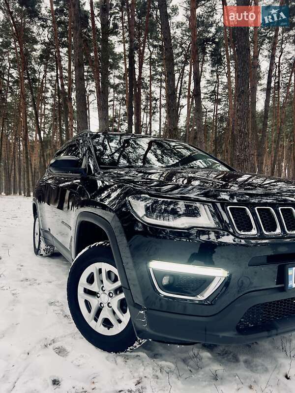 Внедорожник / Кроссовер Jeep Compass 2018 в Сумах