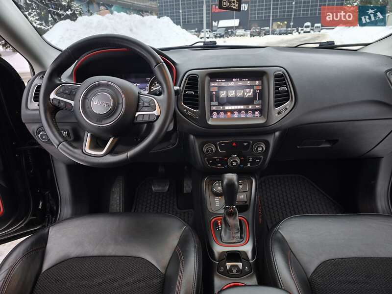 Внедорожник / Кроссовер Jeep Compass 2020 в Луцке