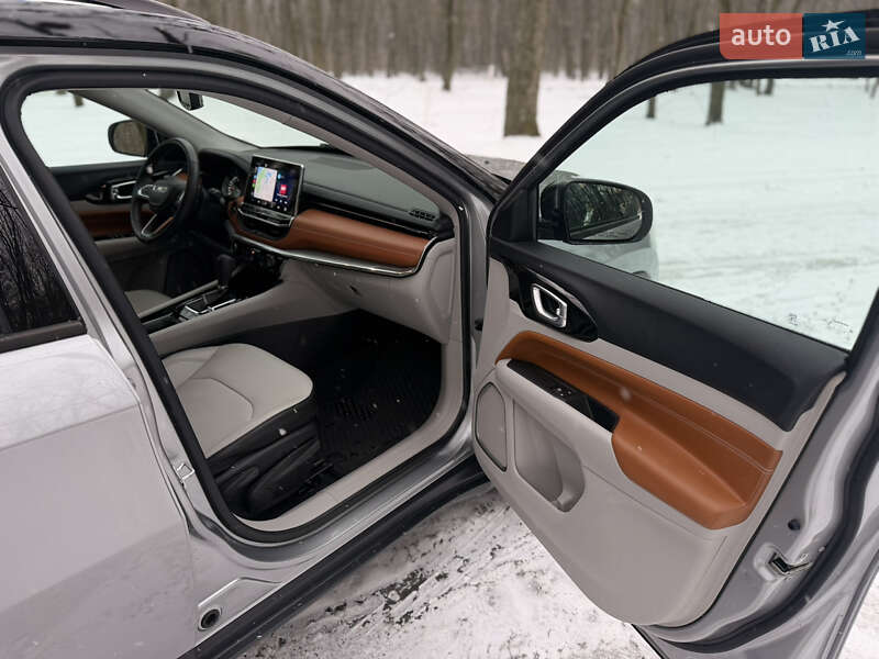 Внедорожник / Кроссовер Jeep Compass 2022 в Киеве