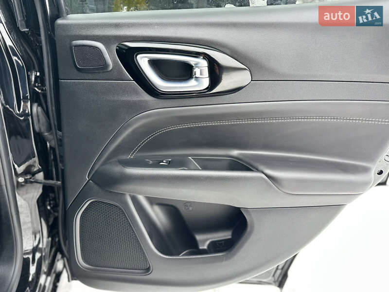 Внедорожник / Кроссовер Jeep Compass 2023 в Львове