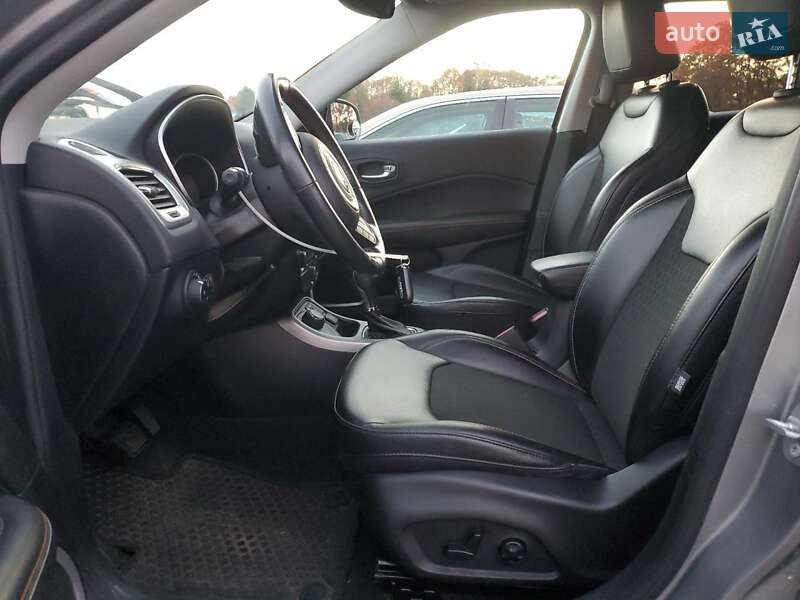 Внедорожник / Кроссовер Jeep Compass 2020 в Киеве