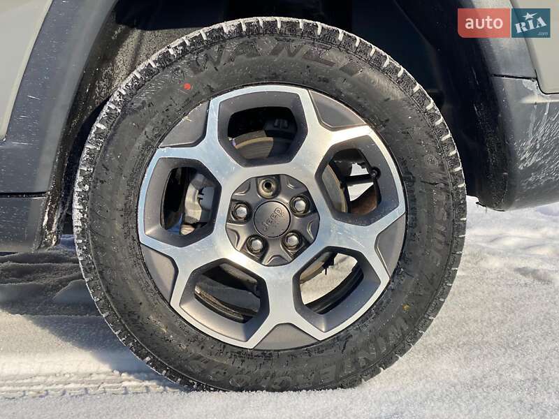 Внедорожник / Кроссовер Jeep Compass 2022 в Буче