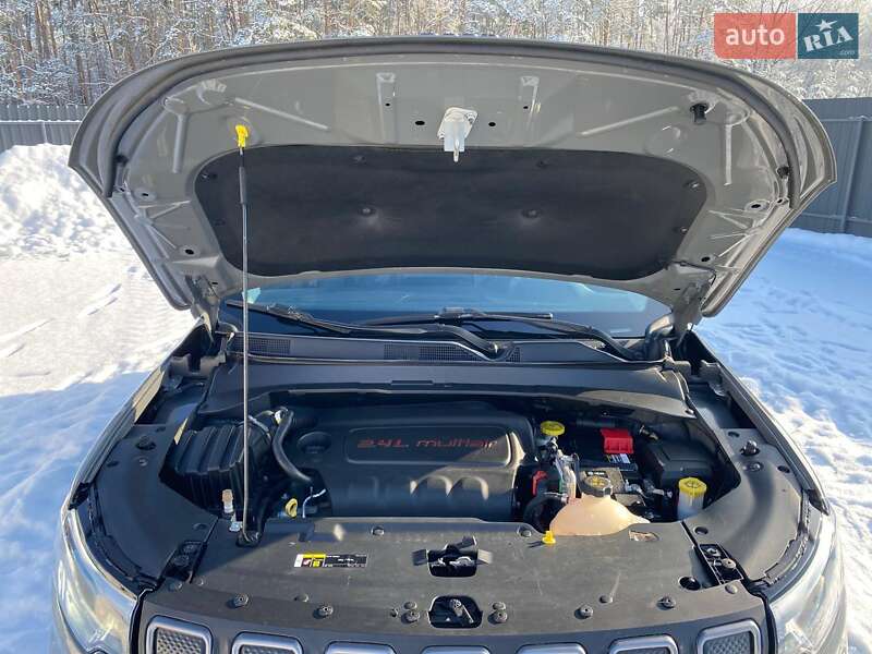 Внедорожник / Кроссовер Jeep Compass 2022 в Буче