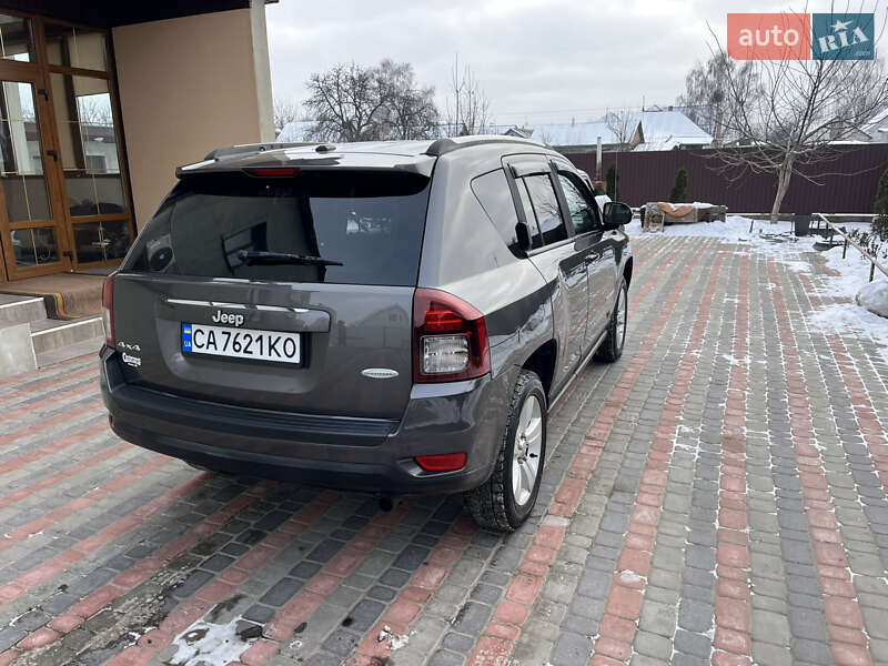 Внедорожник / Кроссовер Jeep Compass 2016 в Черкассах