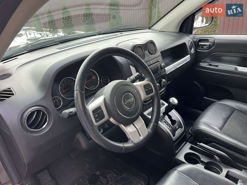 Внедорожник / Кроссовер Jeep Compass 2016 в Черкассах