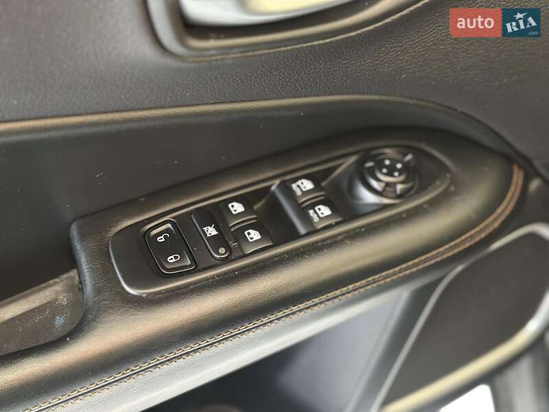 Внедорожник / Кроссовер Jeep Compass 2020 в Одессе фото 9 Внедорожник / Кроссовер Jeep Compass 2020 в Одессе